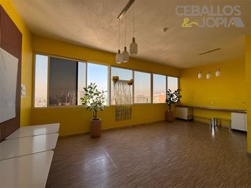 Departamento en venta de 1 dorm. en Estación Central