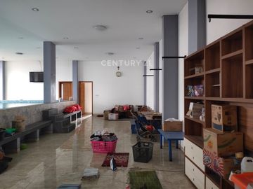 Hunian Premium 5 Lantai With Pool Area Green Garden Jakarta Barat