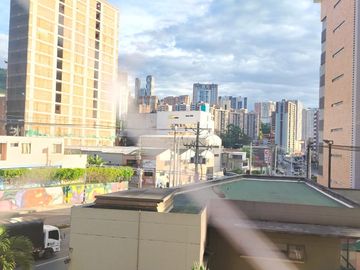 apartamento en arriendo en gravetal. Cod A218213