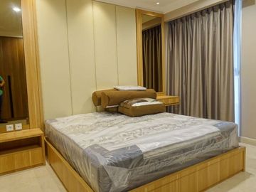 For Rent Beautiful 3BR Apartment with Pool View at Pondok Indah
