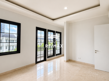 DIJUAL CEPAT! Rumah Brand New Sutera Winona Alam Sutera, View Depan Taman