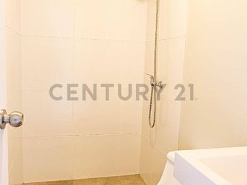 SANTA BEATRIZ: SE VENDE LINDO DEPARTAMENTO CON EXCELENTE UBICACION