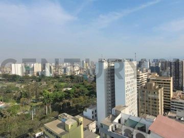 SANTA BEATRIZ: SE VENDE LINDO DEPARTAMENTO CON EXCELENTE UBICACION