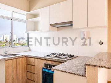 SANTA BEATRIZ: SE VENDE LINDO DEPARTAMENTO CON EXCELENTE UBICACION