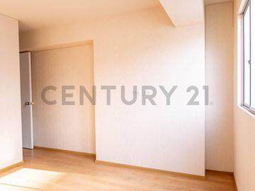 SANTA BEATRIZ: SE VENDE LINDO DEPARTAMENTO CON EXCELENTE UBICACION