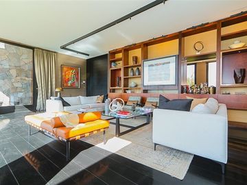 Casa en venta de 5 dorm. en Las Condes