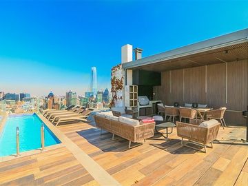 Casa en venta de 5 dorm. en Las Condes