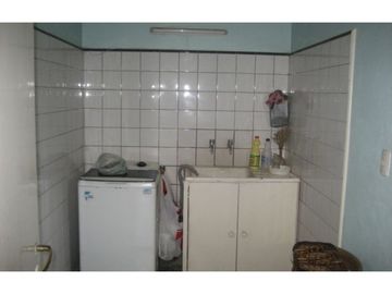 Chalet de 210 metros cubiertos. Apto credito. Con parque y garage. Chauvin