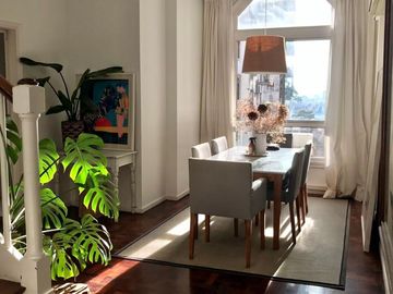 VENTA DUPLEX CON TERRAZA DE 3 AMBIENTES EN RECOLETA