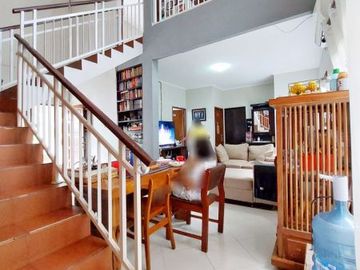 Rumah Hadap Selatan Include Kitchen Set di Maleo Bintaro Jaya, GB-8033