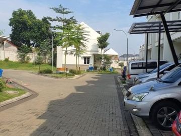 Rumah Serpong dalam Perumahan Cantik Full Furnished