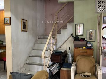 Dijual Rumah Di Bintaro Sektor 9 Lokasi Strategis Harga Menarik