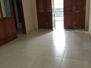 Rumah siap huni nyaman di cisaranten kulon dekat arcamanik