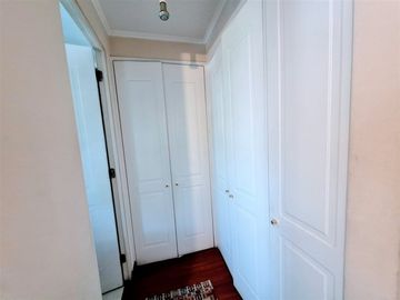 Casa en venta de 5 dorm. y 4 baños en La Florida