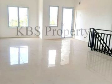 Dijual/Disewa Townhouse 2 Lt Central Raya (Batu Aji) Type 80/70 -
