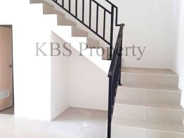 Dijual/Disewa Townhouse 2 Lt Central Raya (Batu Aji) Type 80/70 -