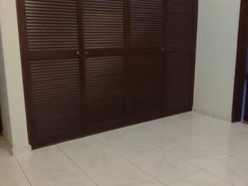 SE RENTA EXCELENTE CASA