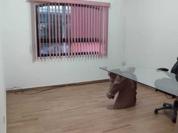 SE RENTA EXCELENTE CASA
