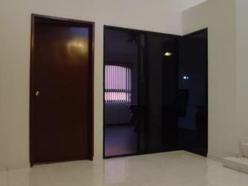 SE RENTA EXCELENTE CASA