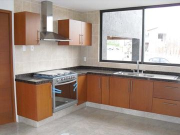 En Venta Casa en Balvanera Polo Country Club, En La Mejor Zona de Querétaro !!
