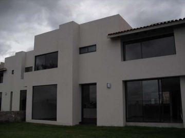En Venta Casa en Balvanera Polo Country Club, En La Mejor Zona de Querétaro !!