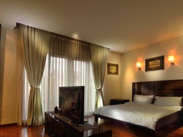 Disewakan Rumah Mewah di Kemang Kondisi Fully Furnished