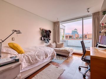 Penthouse en barrio exclusivo, vista asegurada