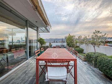 Penthouse en barrio exclusivo, vista asegurada