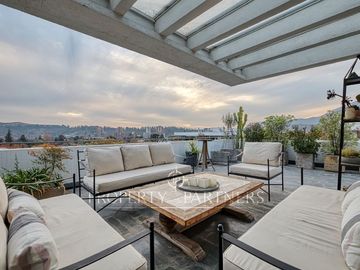 Penthouse en barrio exclusivo, vista asegurada