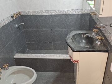Departamento Tipo Casa en venta en Lanus Oeste