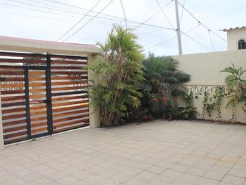 Se Vende Casa Cerca del Mar en Salinas