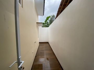 Dijual Rumah Siap Huni Full Furnish Hanya 700 Jtan di Jogja