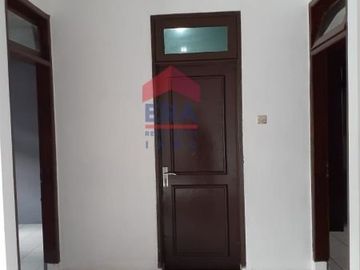Rumah Terawat Siap Huni Komplek Bukit Permata Indah Jalan Pesantren Cibabat Cimahi