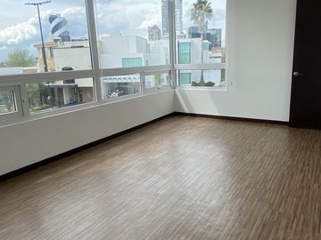 HERMOSA CASA EN VENTA CLÚSTER 888 LOMAS DE ANGELOPOLIS I