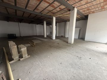 local en arriendo en san judas. Cod A3967