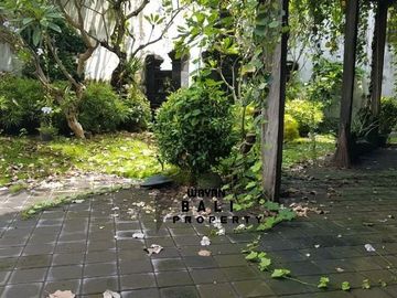 Rumah Besar Dan Mewah Di Renon