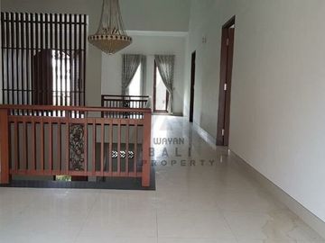 Rumah Besar Dan Mewah Di Renon