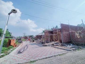 Rumah Tahap Pembangunan Dalam Cluster di Uii