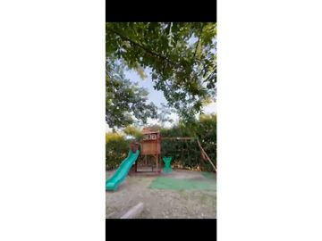 Espectacular parcela con hermosa casa