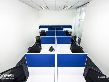 Ruang Kantor AKR Tower ! Luas - 10 m2