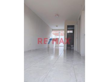 🏡 ¿Buscas tu nuevo hogar en Lambayeque? ¡Descubre esta encantadora casa en condominio! 

📍 Ubicación estratégica en 74V5+X9 Lambayeque, Perú, ideal