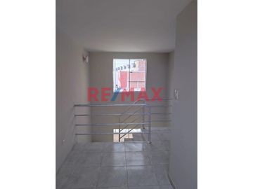🏡 ¿Buscas tu nuevo hogar en Lambayeque? ¡Descubre esta encantadora casa en condominio! 

📍 Ubicación estratégica en 74V5+X9 Lambayeque, Perú, ideal