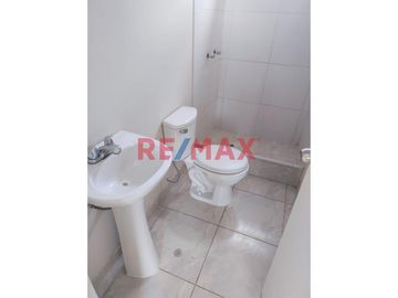 🏡 ¿Buscas tu nuevo hogar en Lambayeque? ¡Descubre esta encantadora casa en condominio! 

📍 Ubicación estratégica en 74V5+X9 Lambayeque, Perú, ideal