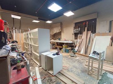 Local Comercial en Venta en Sargento Aldea / Metro Ñuble