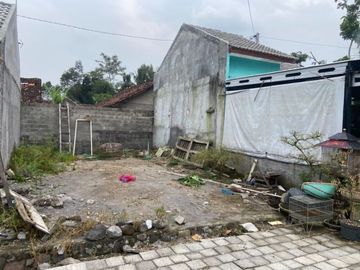 Rumah Pesan Bangun Type 36/66 Lokasi 300 meter ke Jl.Raya Prambanan-Manisrenggo