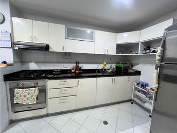 OPORTUNIDAD SE VENDE AMPLIO APARTAMENTO VILLA SANTOS