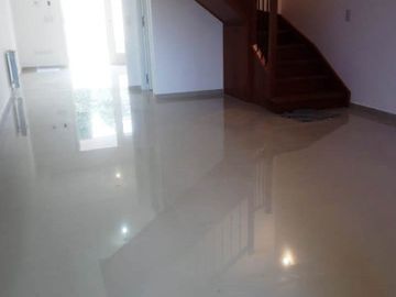 Triplex en venta en Lanus Oeste