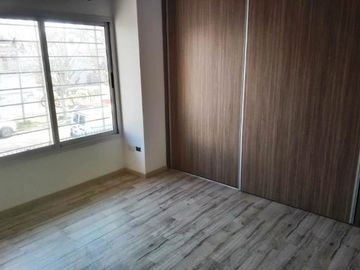 Triplex en venta en Lanus Oeste