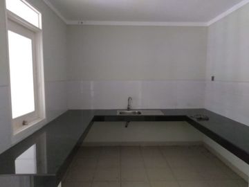 Rumah Keren Siap Huni di Kebayoran Bintaro - 2081