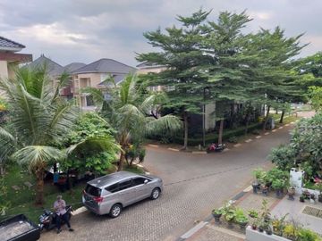 Rumah Keren Siap Huni di Kebayoran Bintaro - 2081